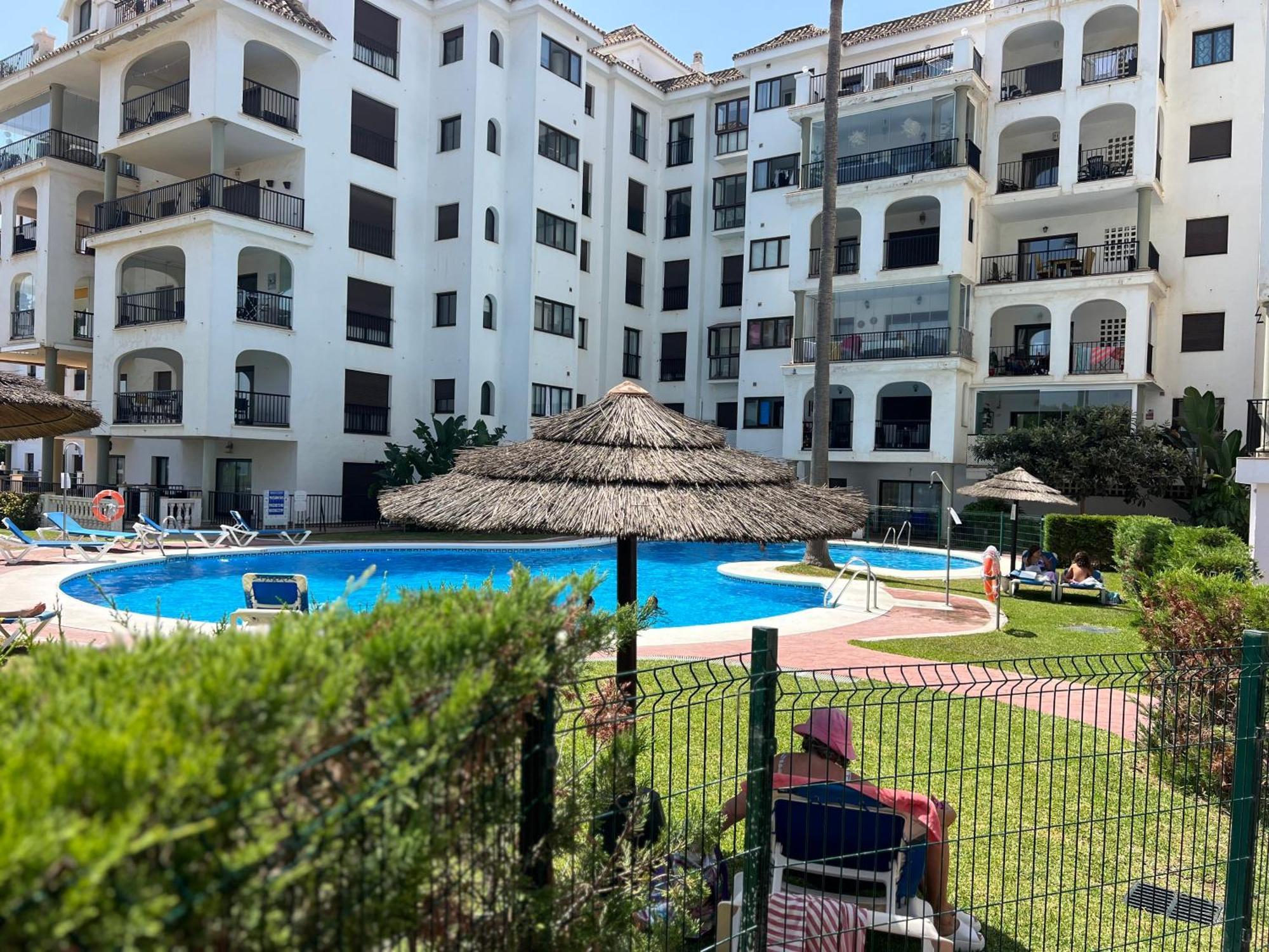 Puerto De La Duquesa Apartment Manilva Exterior photo